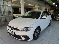 Weiß Gebraucht 2024 VW Polo Move Kleinwagen | 22.980 € (Fairer Preis)