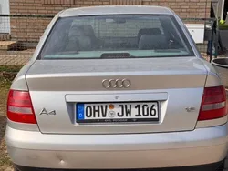Silber Gebraucht 2000 Audi A4 Sport Limousine | 950 € (Superpreis)