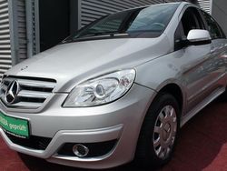 Silber Gebraucht 2011 Mercedes B160 Van / Kleinbus | 7.982 € (Etwas zu teuer)