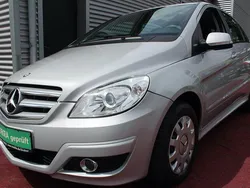 Silber Gebraucht 2011 Mercedes B160 Van / Kleinbus | 7.982 € (Etwas zu teuer)