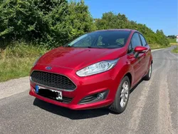 Rot Gebraucht 2016 Ford Fiesta Celebration Kleinwagen | 3.700 € (Superpreis)