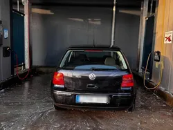 Schwarz Gebraucht 1999 VW Golf IV Limousine | 1.200 € (Fairer Preis)