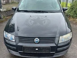Schwarz Gebraucht 2003 Fiat Stilo Dynamic Kombi | 590 € (Guter Preis)