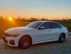 Weiß Gebraucht 2020 BMW 320 M Sport Limousine | 27.900 € (Fairer Preis)