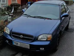 Blau Gebraucht 1999 Suzuki Baleno GL Limousine | 500 €