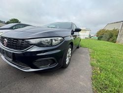 Schwarz Gebraucht 2019 Fiat Tipo Kombi | 10.500 € (Fairer Preis)