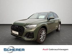 Distriktgrün metallic (metallic) Gebraucht 2024 Audi Q5 Business SUV | 48.300 € (Etwas zu teuer)
