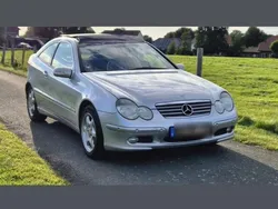 Grau Gebraucht 2001 Mercedes C230 Coupé | 5.450 €