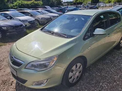 Hellgrün Gebraucht 2011 Opel Astra Edition Kleinwagen | 2.770 € (Guter Preis)