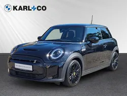 Schwarz Gebraucht 2022 Mini Cooper SE Classic Kleinwagen | 18.998 € (Fairer Preis)