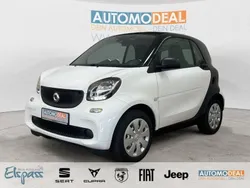 Schwarz Gebraucht 2018 Smart ForTwo Coupé Coupé | 10.489 € (Fairer Preis)