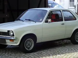 Weiß Gebraucht 1975 Opel Kadett Limousine | 5.800 €