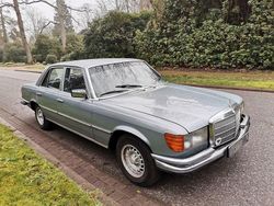 Grau Gebraucht 1977 Mercedes S280 Limousine | 19.800 €