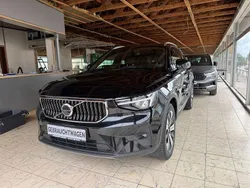 Schwarz Gebraucht 2022 Volvo XC40 Core SUV | 32.990 € (Fairer Preis)
