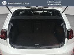 Weiß Gebraucht 2019 VW Golf VII GTI Limousine | 23.580 € (Fairer Preis)