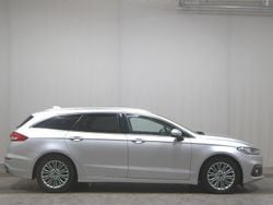 Silber Gebraucht 2022 Ford Mondeo Titanium Kombi | 14.180 € (Guter Preis)