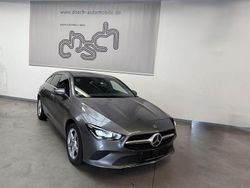 Grau Gebraucht 2023 Mercedes CLA220 Shooting Brake Kombi | 29.350 € (Fairer Preis)