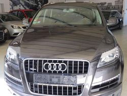 Schwarz Gebraucht 2012 Audi Q7 SUV | 12.999 € (Guter Preis)