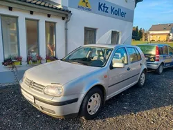 Silber Gebraucht 2002 VW Golf IV Limousine | 3.500 € (Teuer)