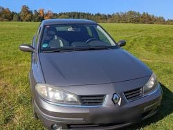 Grau Gebraucht 2006 Renault Laguna II Dynamique Limousine | 990 € (Superpreis)