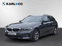 Grau Gebraucht 2022 BMW 318 Sport Line Kombi | 22.490 € (Fairer Preis)