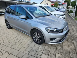 Silber Gebraucht 2016 VW Golf Sportsvan Comfortline Van / Kleinbus | 12.990 € (Guter Preis)