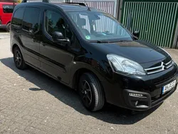 Schwarz Gebraucht 2015 Citroën Berlingo Van / Kleinbus | 13.000 €