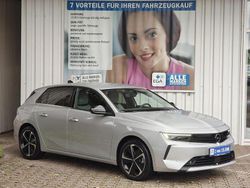 Aluminium silb/kristall silb Gebraucht 2023 Opel Astra Limousine | 19.344 € (Fairer Preis)