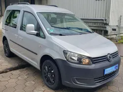 Reflexsilber metallic Gebraucht 2011 VW Caddy Trendline Van / Kleinbus | 3.900 € (Superpreis)