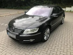 Braun Gebraucht 2008 VW Phaeton Limousine | 6.550 € (Fairer Preis)