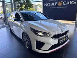 Deluxe white Gebraucht 2021 Kia ProCeed GT Kleinwagen | 24.990 € (Fairer Preis)