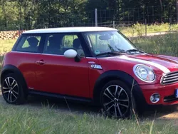 Rot Gebraucht 2007 Mini Cooper Kleinwagen | 5.200 €