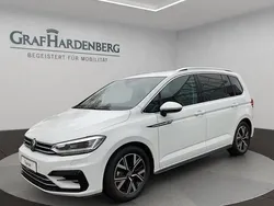 Pure white Gebraucht 2025 VW Touran Highline Van / Kleinbus | 45.900 €