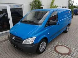 Blau Gebraucht 2014 Mercedes Vito Van / Kleinbus | 6.600 € (Teuer)