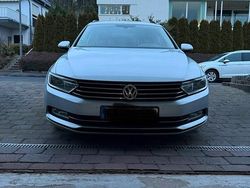 Silber Gebraucht 2015 VW Passat Kombi | 9.000 € (Superpreis)