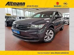 Delfingrau metallic Gebraucht 2021 VW Tiguan Life SUV | 22.890 € (Fairer Preis)