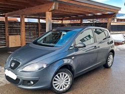 Grau Gebraucht 2007 Seat Altea Reference Limousine | 2.690 € (Fairer Preis)