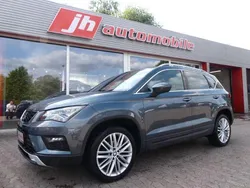 Grau Gebraucht 2018 Seat Ateca XCELLENCE SUV | 19.700 € (Fairer Preis)