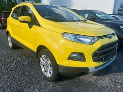 Gelb Gebraucht 2015 Ford Ecosport Titanium SUV | 6.990 € (Guter Preis)