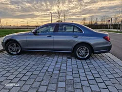 Grau Gebraucht 2017 Mercedes E200 Limousine | 25.600 € (Fairer Preis)