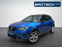 Saphirblau metallic Gebraucht 2022 Seat Arona FR SUV | 21.480 € (Fairer Preis)