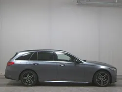 Grau Gebraucht 2021 Mercedes C220 AMG line Kombi | 26.480 € (Fairer Preis)