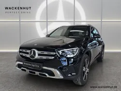 Ung. schwarz unilack Gebraucht 2021 Mercedes GLC200 SUV | 38.930 € (Fairer Preis)
