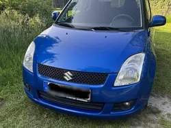 Blau Gebraucht 2010 Suzuki Swift Club Kleinwagen | 3.500 € (Teuer)