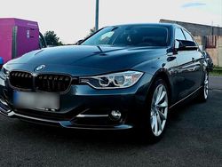 Grau Gebraucht 2014 BMW 318 Sport Line Limousine | 11.600 € (Fairer Preis)