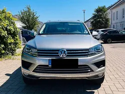 Silber Gebraucht 2017 VW Touareg Terrain Tech SUV | 19.900 €