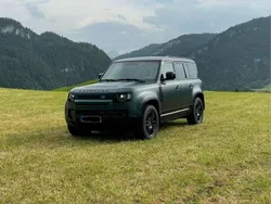 Grün Gebraucht 2023 Land Rover Defender HSE Dynamic SUV | 76.400 € (Superpreis)