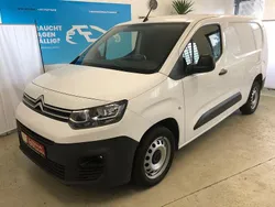 Weiß Gebraucht 2021 Citroën Berlingo Van / Kleinbus | 16.850 € (Fairer Preis)