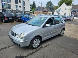 Silber Gebraucht 2004 VW Polo Comfortline Kleinwagen | 1.999 € (Etwas zu teuer)