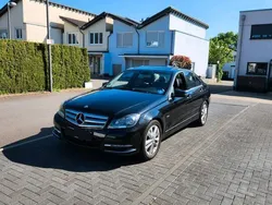 Schwarz Gebraucht 2012 Mercedes C220 Avantgarde Limousine | 9.700 € (Fairer Preis)